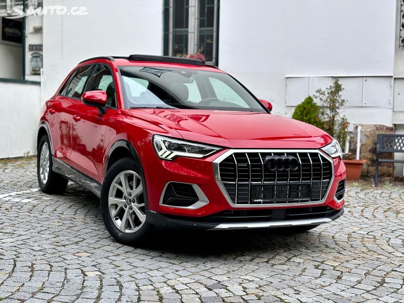 Audi Q3, 40TFSI/140kW/4x4/SLINE/PANO